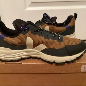 Veja Purple Athletic Shoes